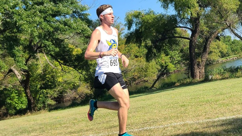 Swedes Cross Country has Strong Showing at the Tabor College Cottonwood Classic