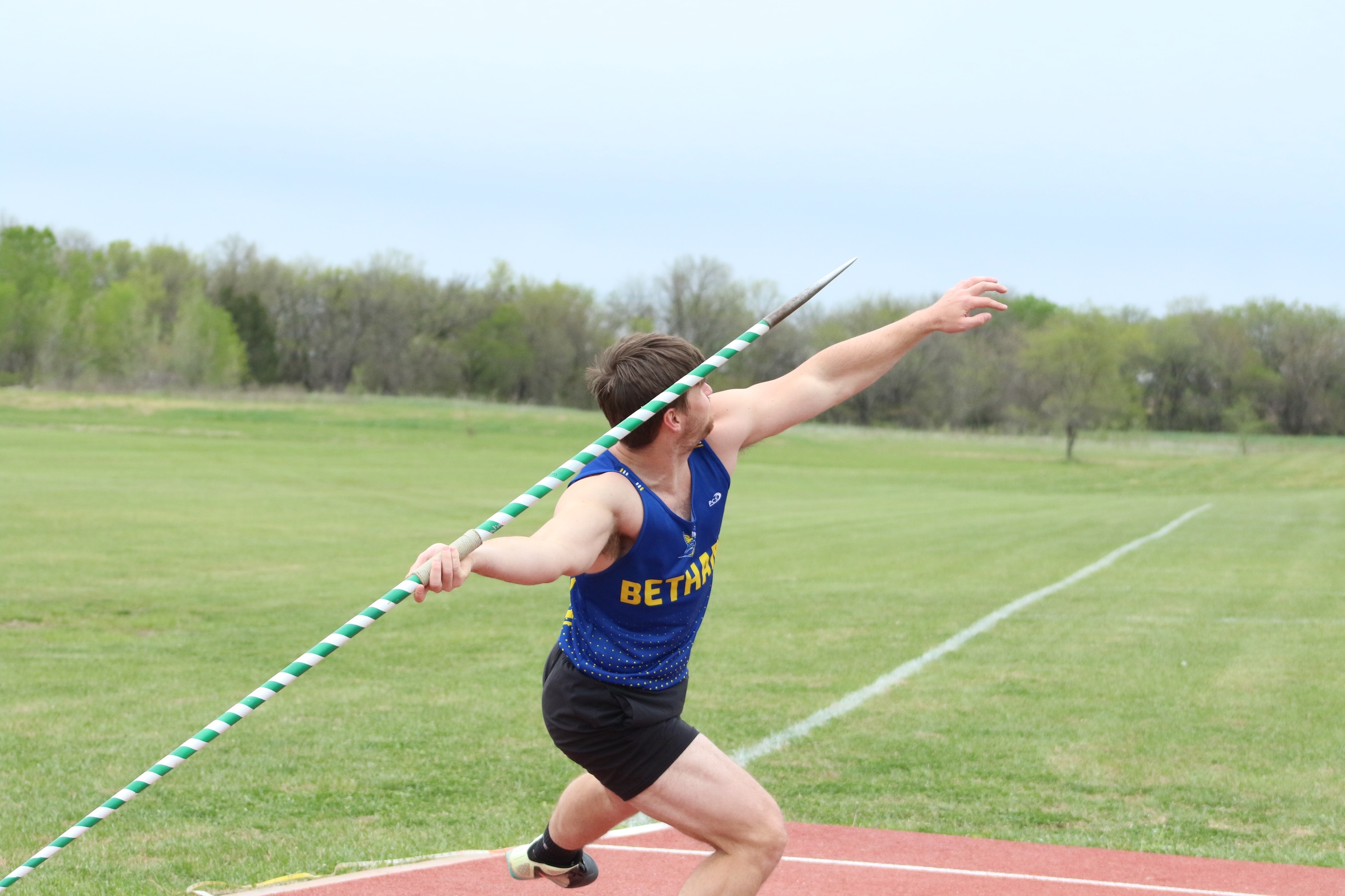 SJOGREN QUALFIES; SWEDES SHOWOUT IN BETHEL COLLEGE INVITATIONAL