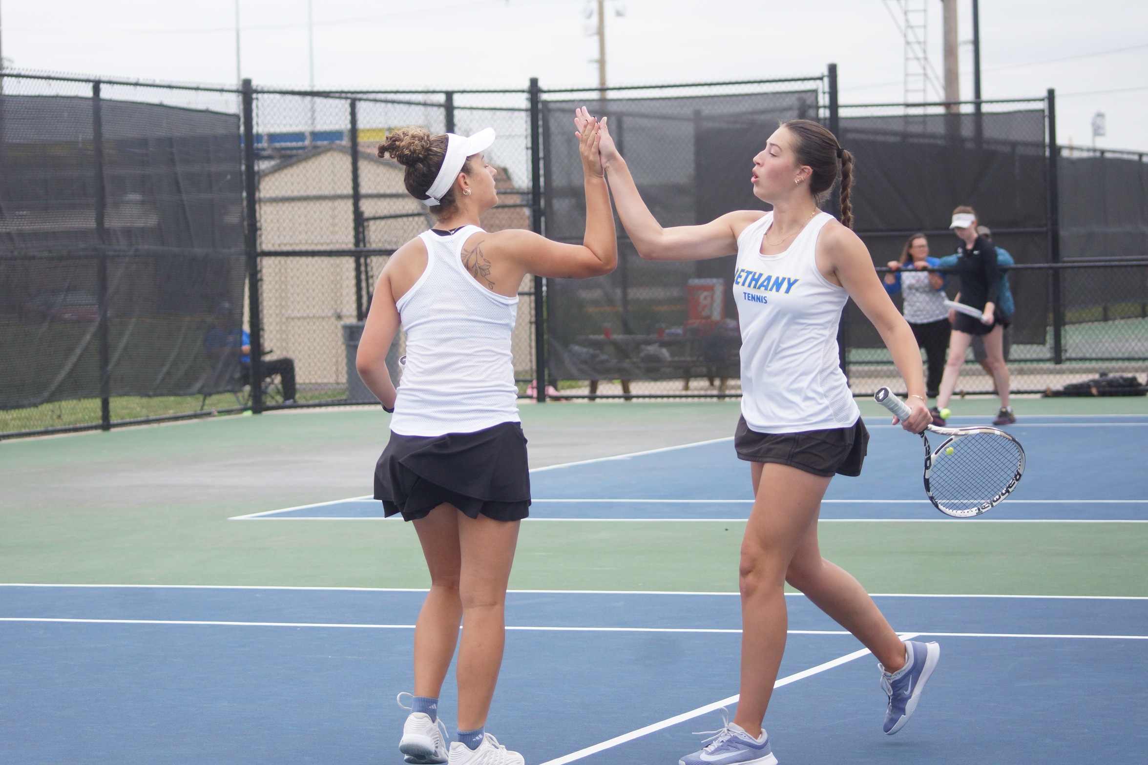 “TRIP WORTH IT!” SWEDES SWEEP VALOR