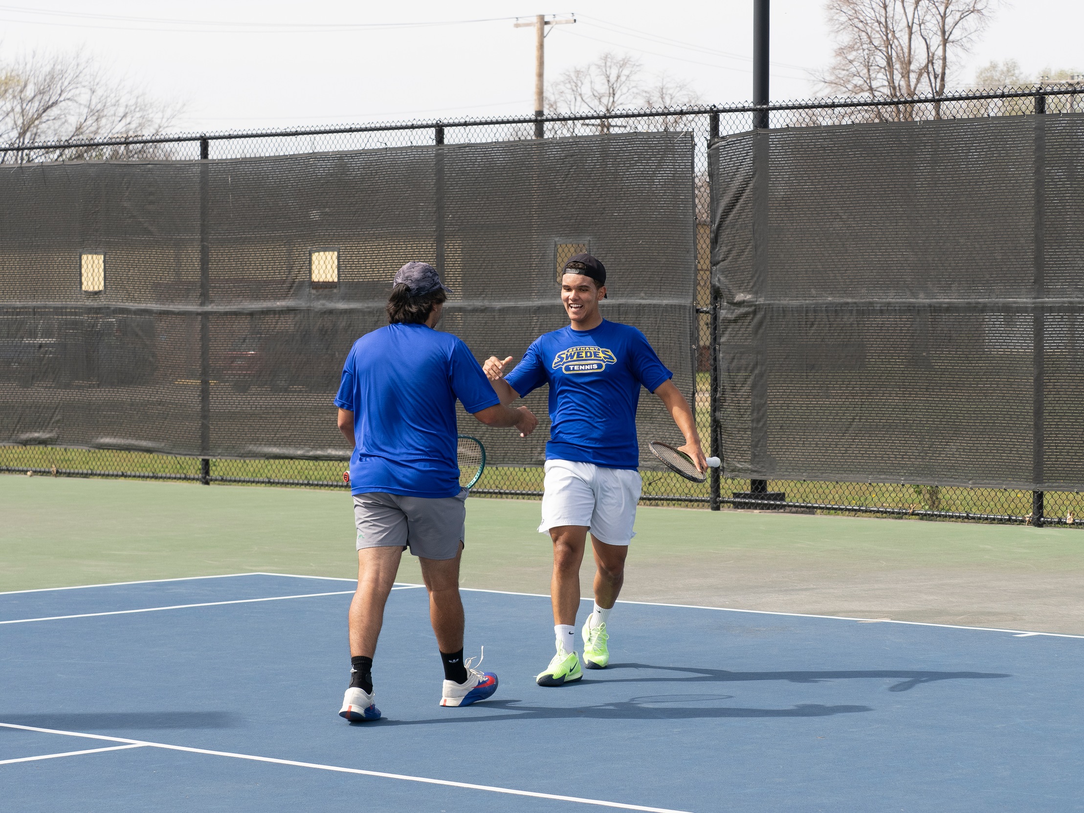 SWEDES END SEASON AT THE HANDS OF #1 SEED THRESHERS