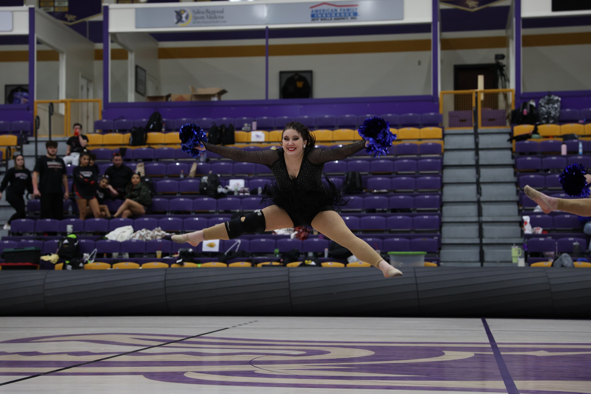 SWEDES COMPETE IN THRESHER INVITATIONAL